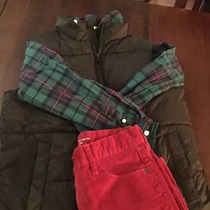 Boys old navy puffer vests